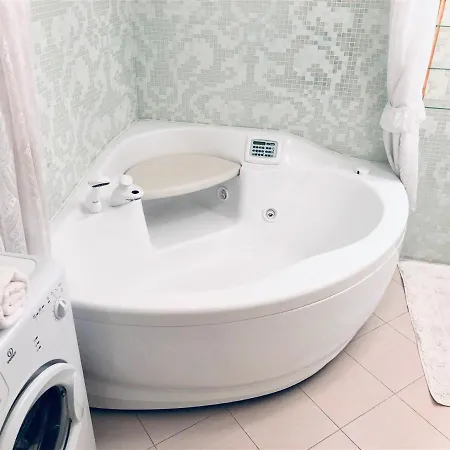 Lejlighed Royal Two Bedroom With Terrace & Jacuzzi Riga